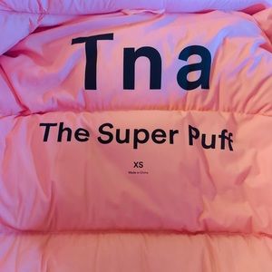 Aritzia TNA Pink Super Puff 💖